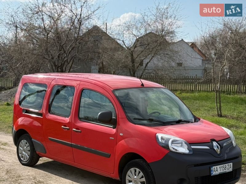 Минивэн Renault Kangoo 2017 в Малине