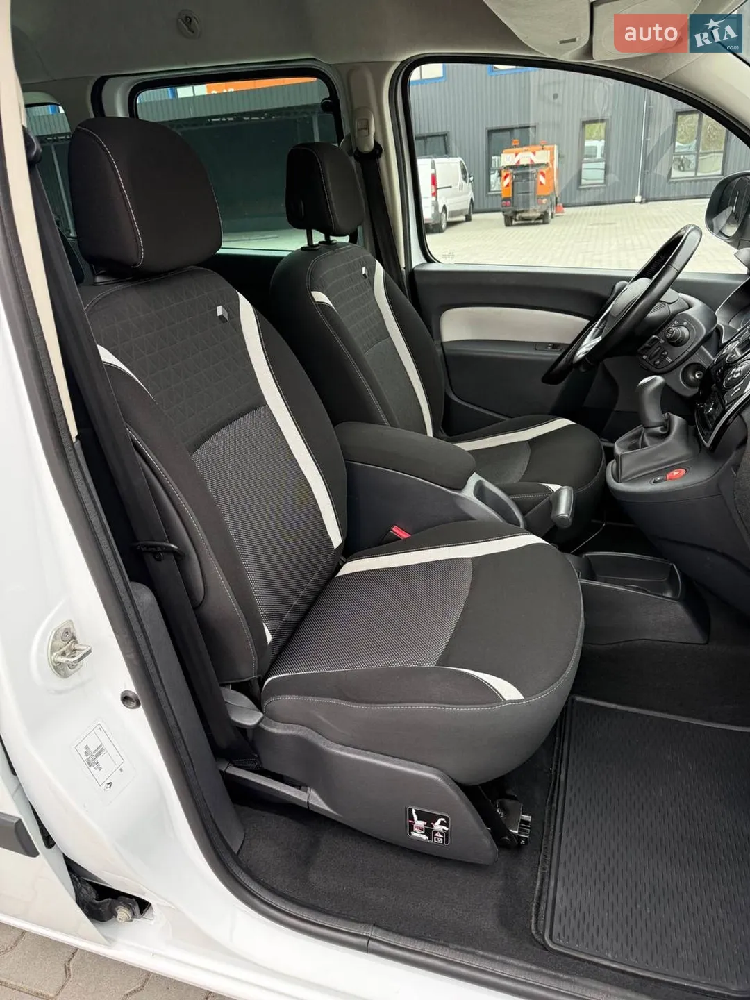 2016 Renault Kangoo - мініатюра 84