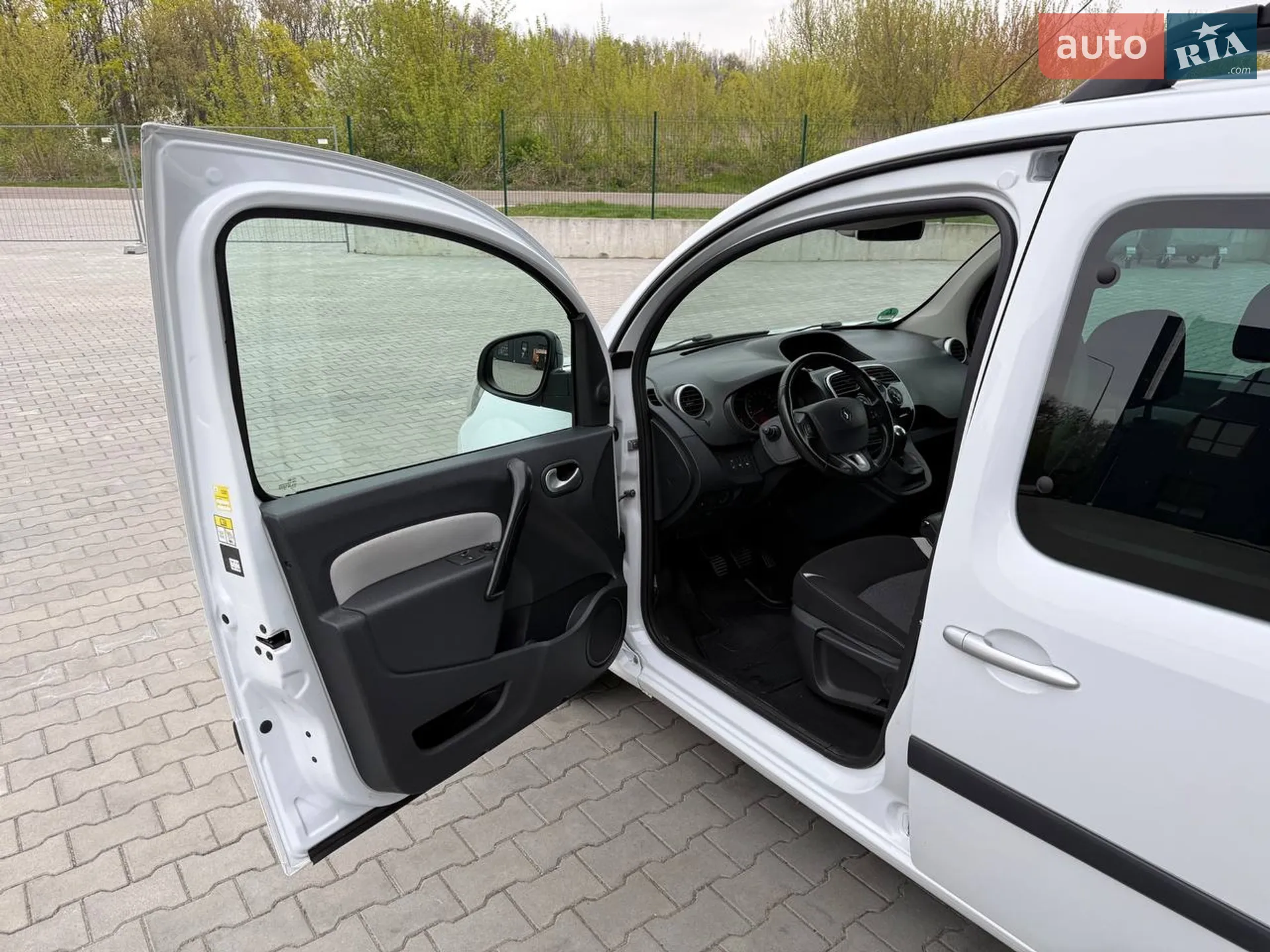 2016 Renault Kangoo - мініатюра 95