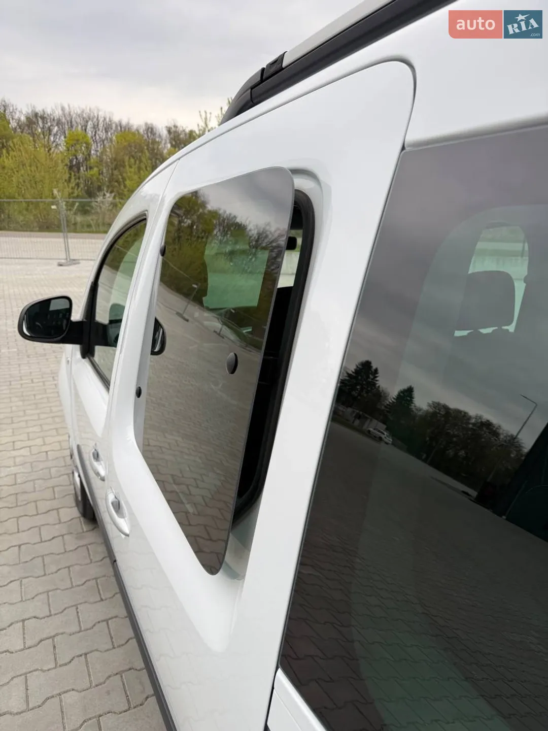 2016 Renault Kangoo - мініатюра 31