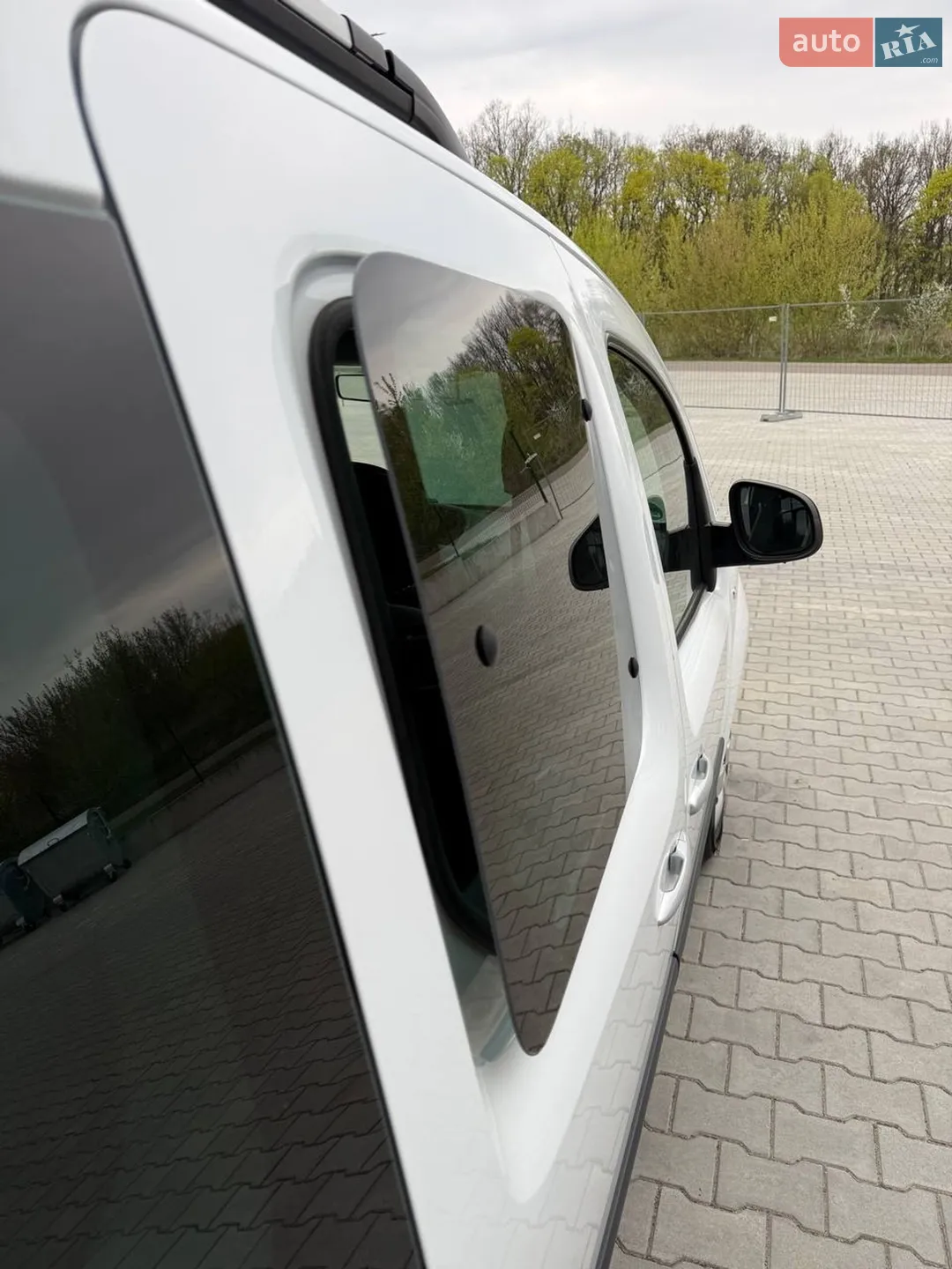 2016 Renault Kangoo - мініатюра 122