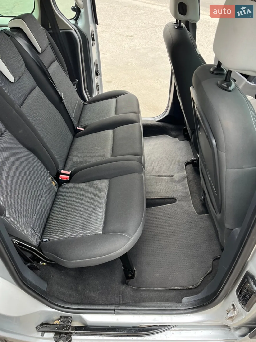2013 Renault Kangoo - мініатюра 19