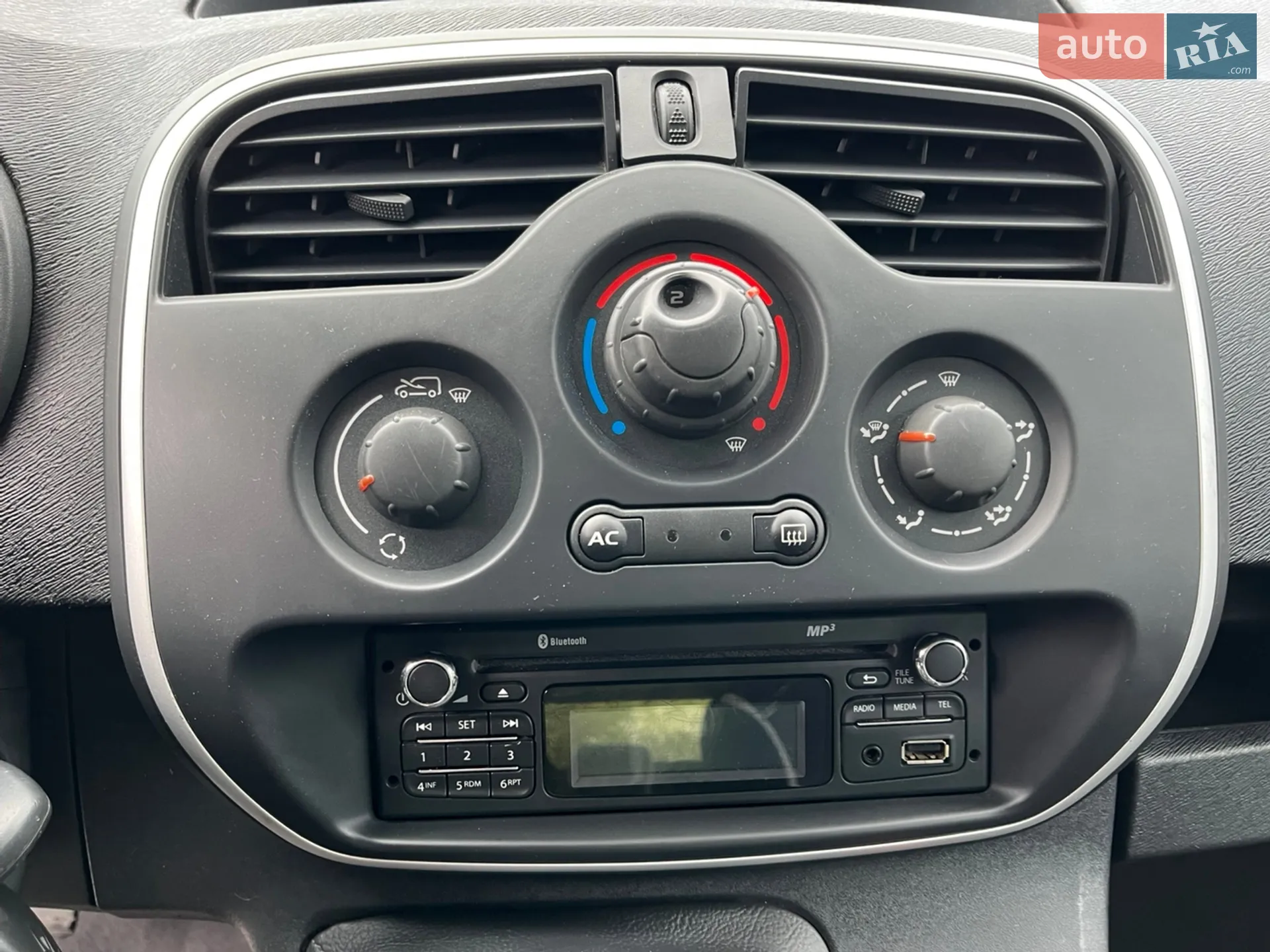 2013 Renault Kangoo - мініатюра 27
