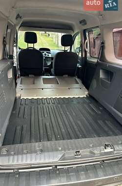 Минивэн Renault Kangoo 2011 в Тячеве