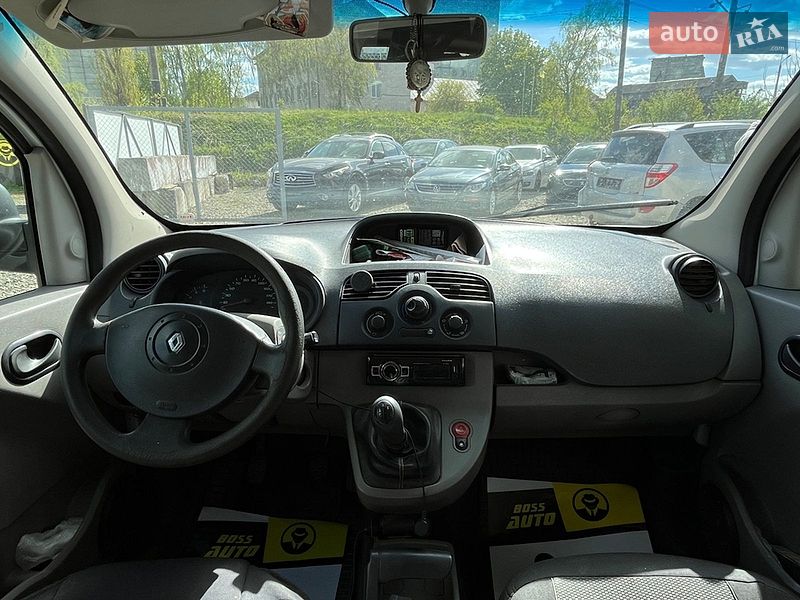 Минивэн Renault Kangoo 2010 в Стрые