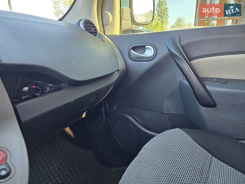 Минивэн Renault Kangoo 2011 в Львове