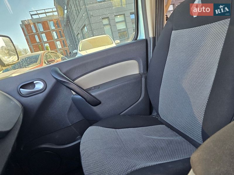 Минивэн Renault Kangoo 2011 в Львове
