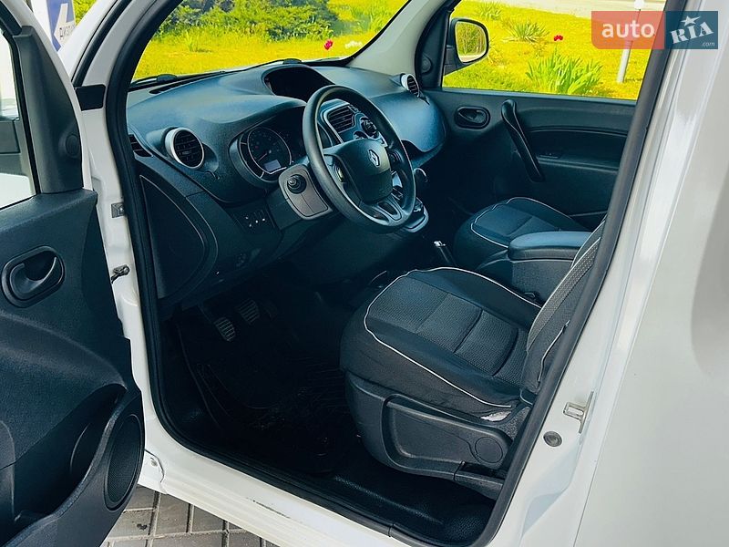 Грузовой фургон Renault Kangoo 2016 в Каменском