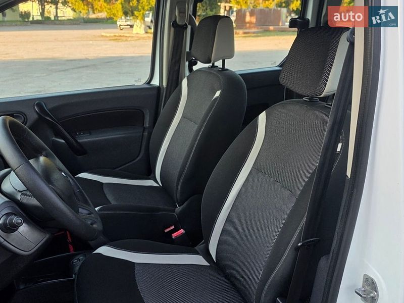 Минивэн Renault Kangoo 2015 в Новоархангельске