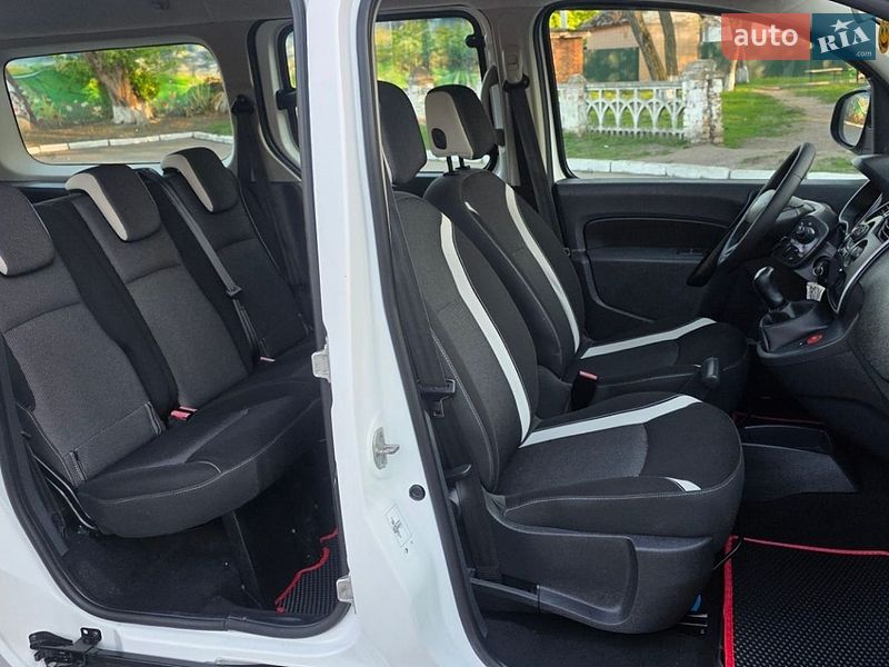 Минивэн Renault Kangoo 2015 в Новоархангельске