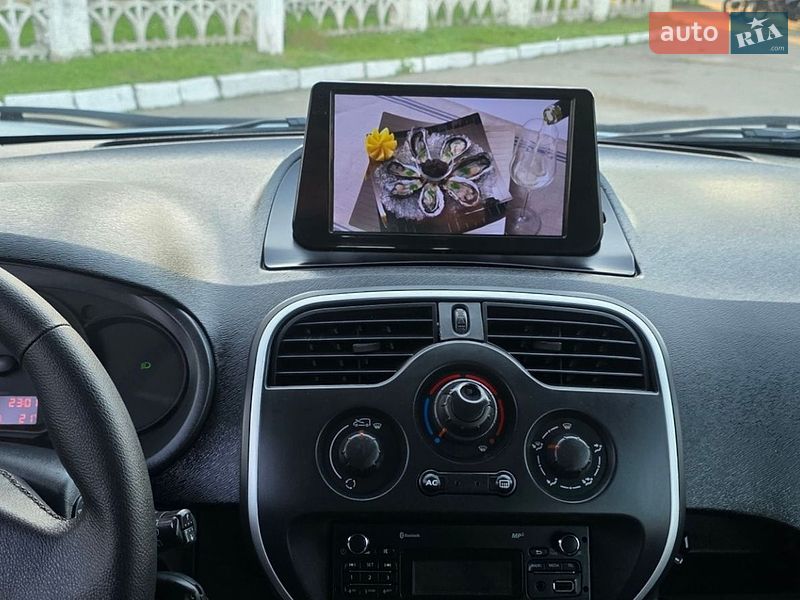 Минивэн Renault Kangoo 2015 в Новоархангельске