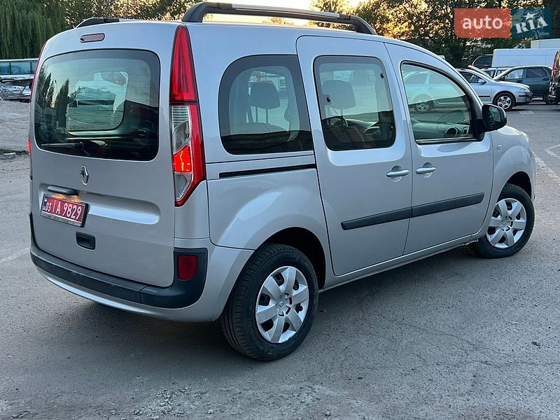 Минивэн Renault Kangoo 2015 в Луцке