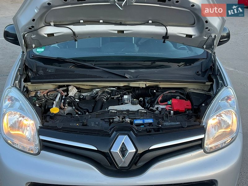 Минивэн Renault Kangoo 2015 в Луцке