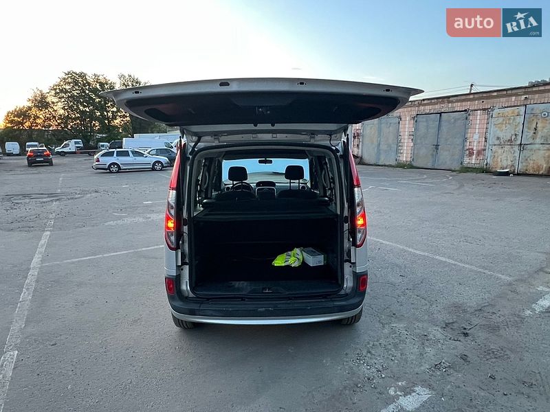 Минивэн Renault Kangoo 2015 в Луцке