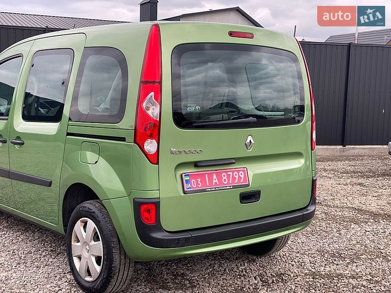 Минивэн Renault Kangoo 2009 в Староконстантинове