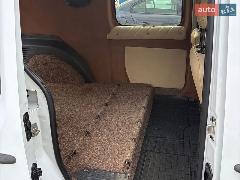 Грузовой фургон Renault Kangoo 2013 в Одессе