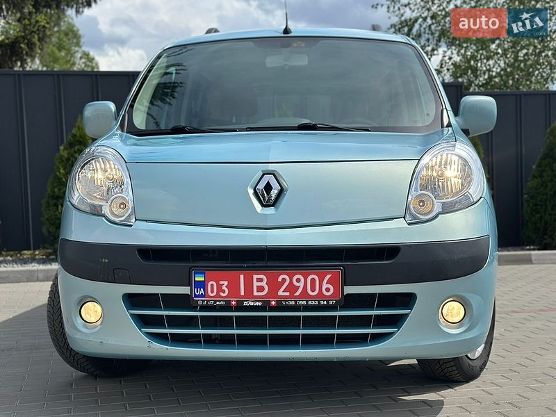 Минивэн Renault Kangoo 2010 в Луцке