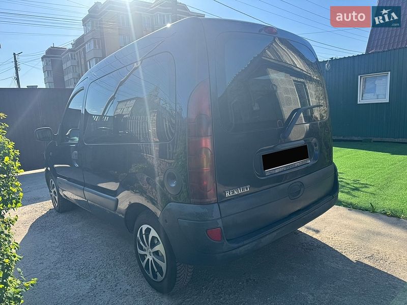 Минивэн Renault Kangoo 2004 в Киеве