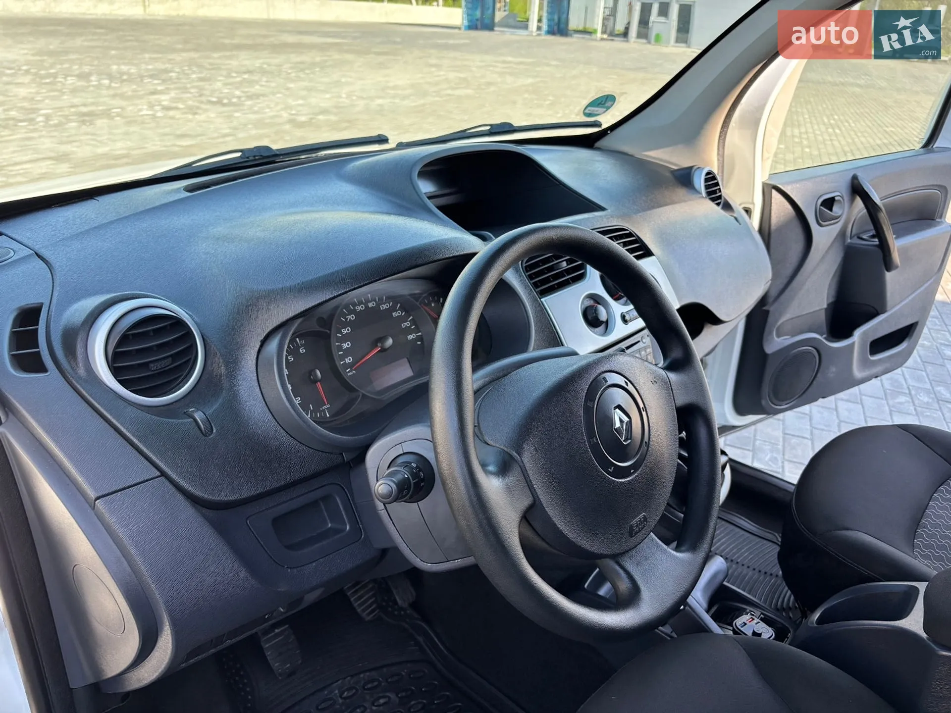 2012 Renault Kangoo - мініатюра 38