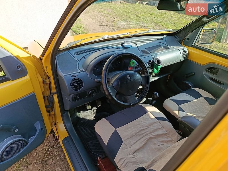 Минивэн Renault Kangoo 2000 в Каменице