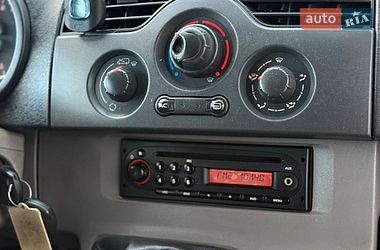 Минивэн Renault Kangoo 2009 в Косове