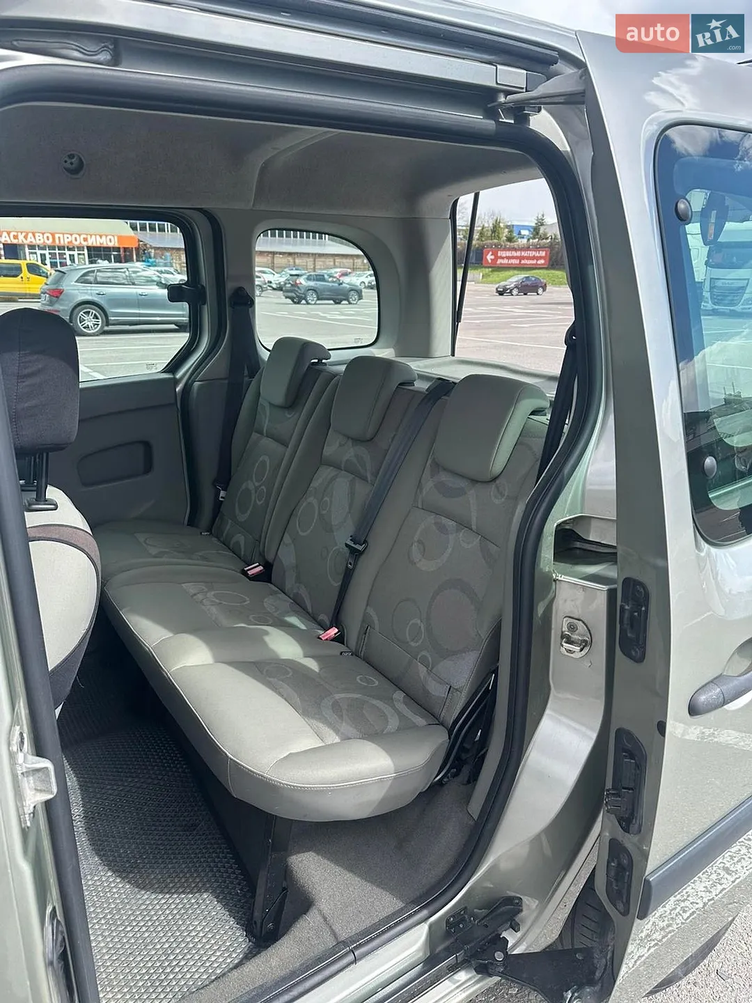 2010 Renault Kangoo - мініатюра 18