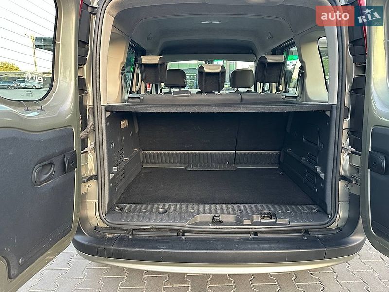 Минивэн Renault Kangoo 2011 в Луцке