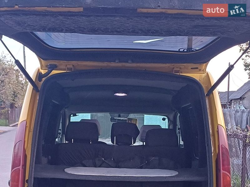Минивэн Renault Kangoo 2002 в Владимире
