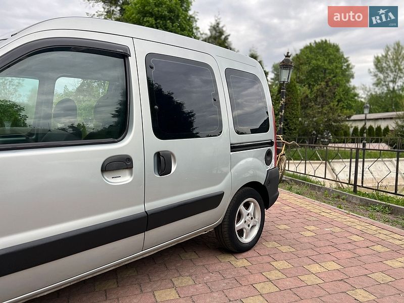 Минивэн Renault Kangoo 2002 в Жовкве