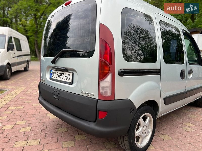 Минивэн Renault Kangoo 2002 в Жовкве