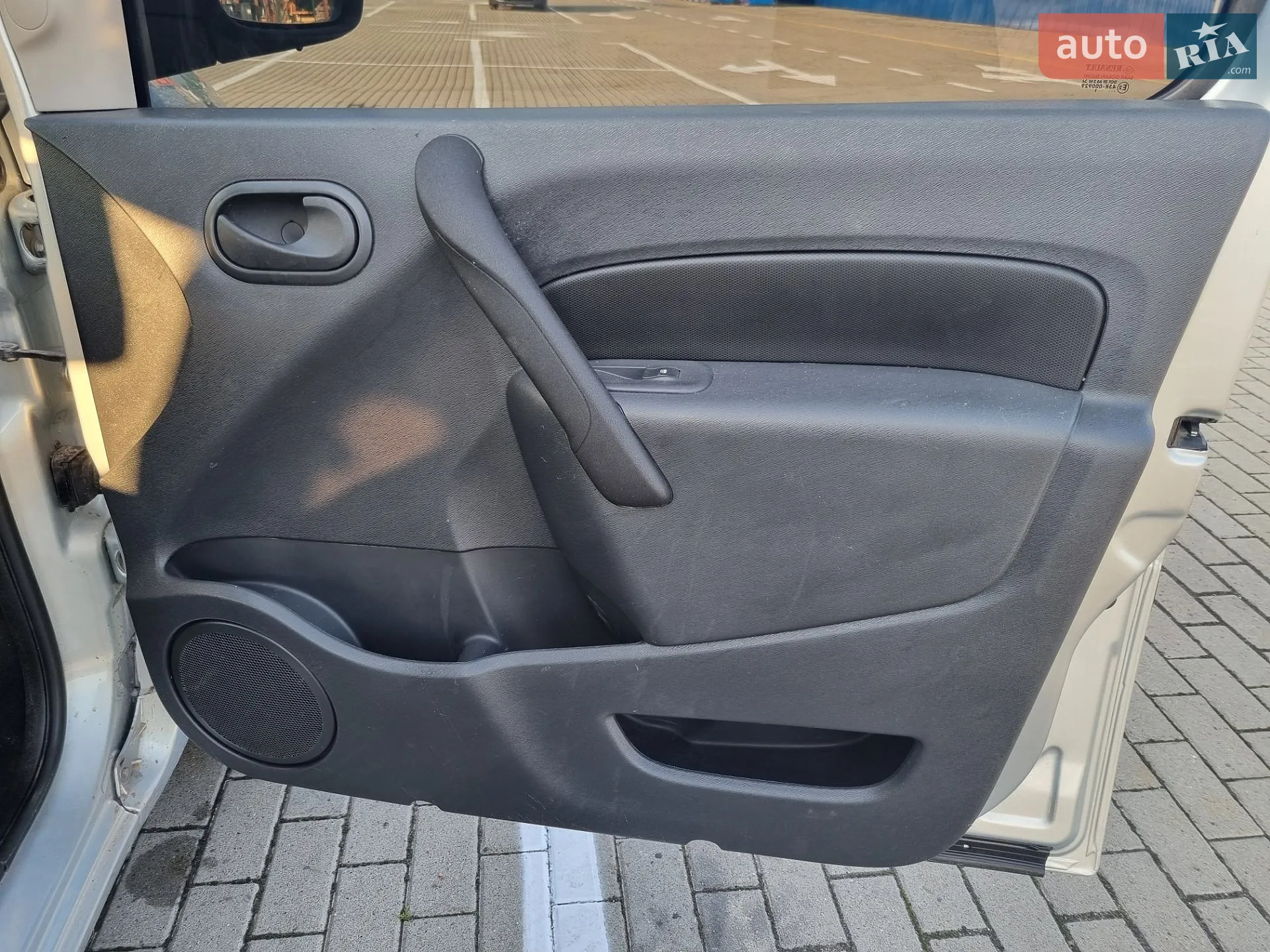 2011 Renault Kangoo - мініатюра 31