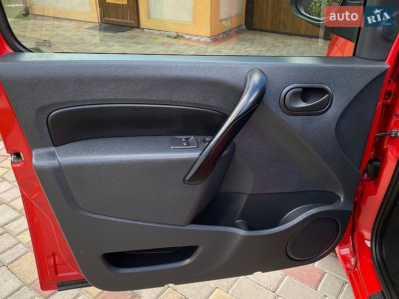 Минивэн Renault Kangoo 2014 в Дубно