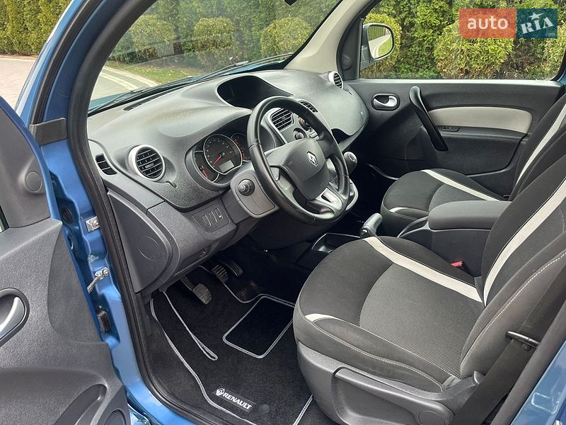 Мінівен Renault Kangoo 2015 в Стрию