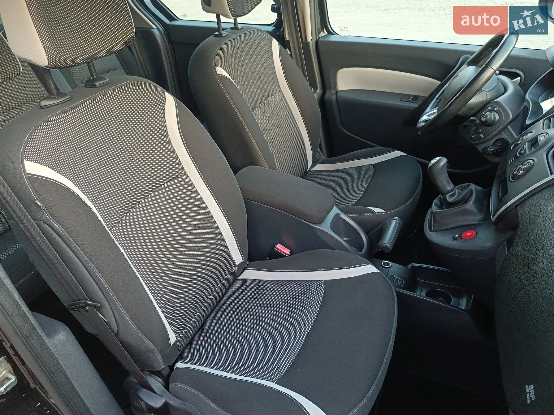 2014 Renault Kangoo - мініатюра 38