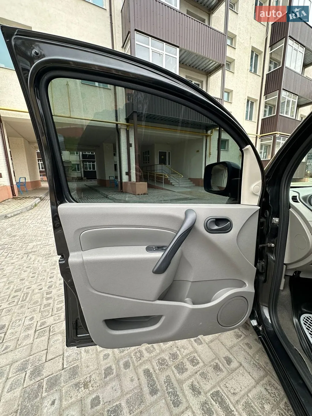 2010 Renault Kangoo - мініатюра 38