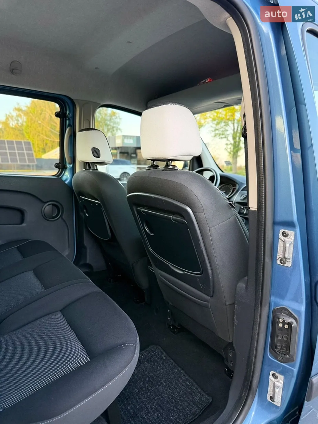 2013 Renault Kangoo - мініатюра 103