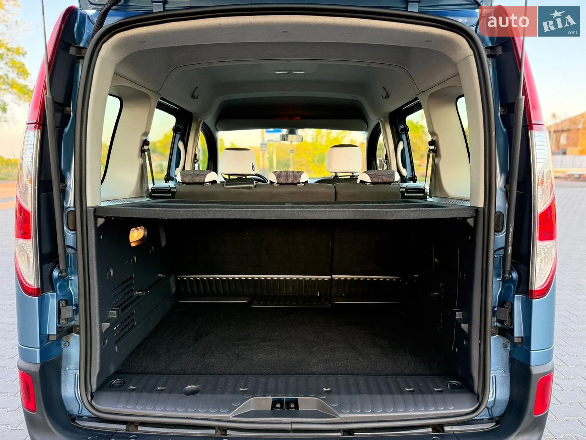 2013 Renault Kangoo - мініатюра 132