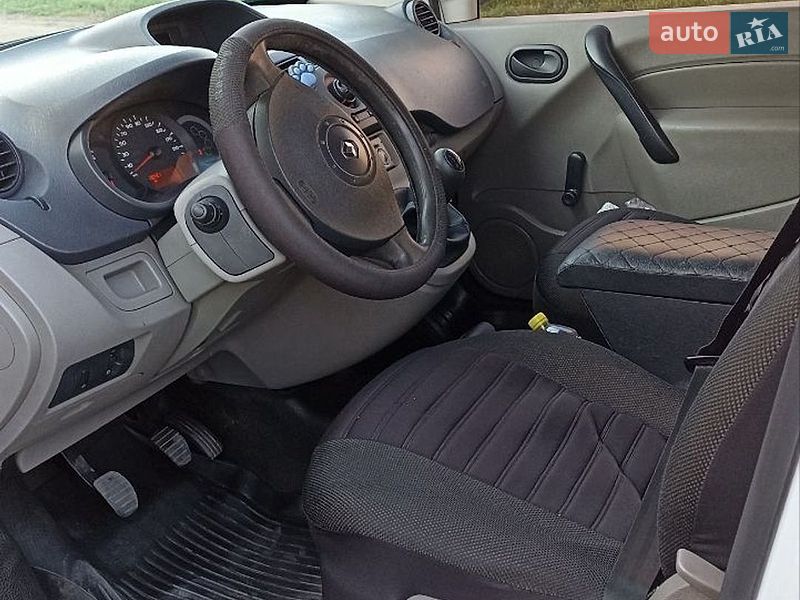 Минивэн Renault Kangoo 2008 в Яготине