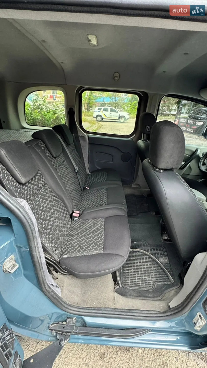 2010 Renault Kangoo - мініатюра 18