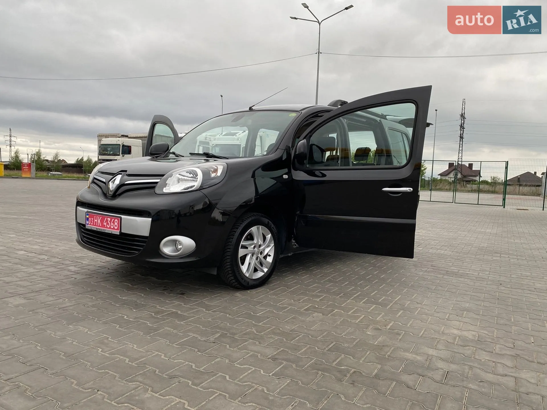 2015 Renault Kangoo - мініатюра 155