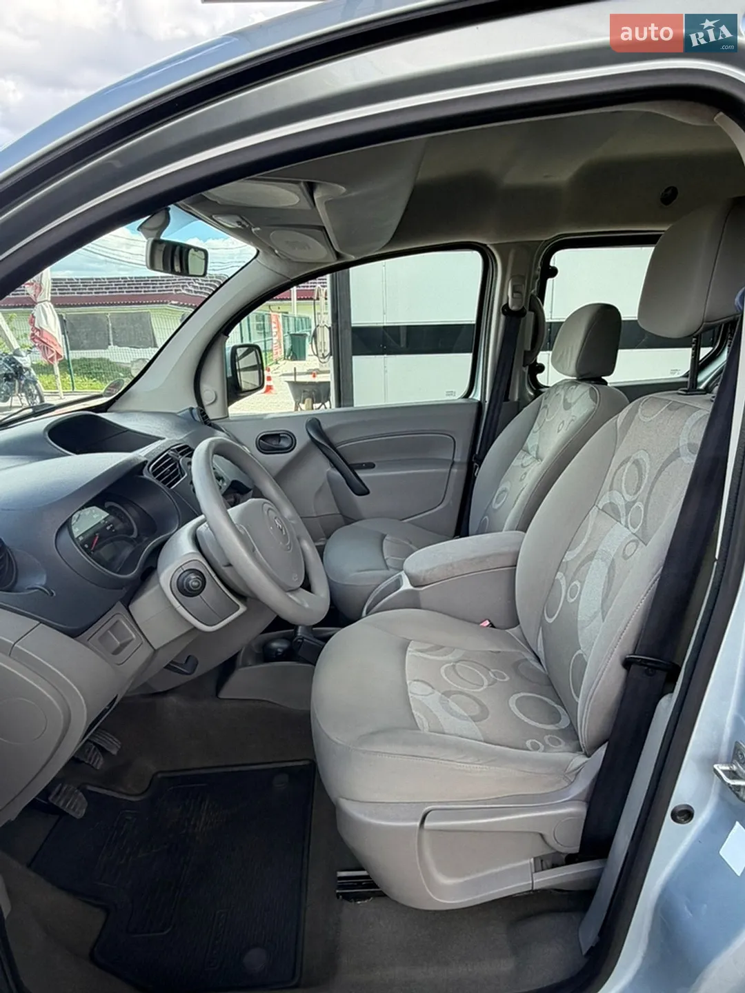 2010 Renault Kangoo - мініатюра 29