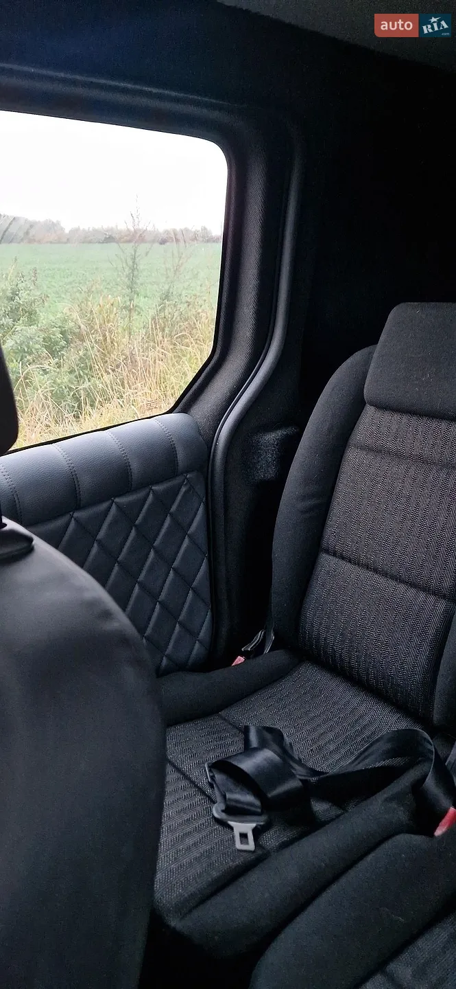 2011 Renault Kangoo - мініатюра 34