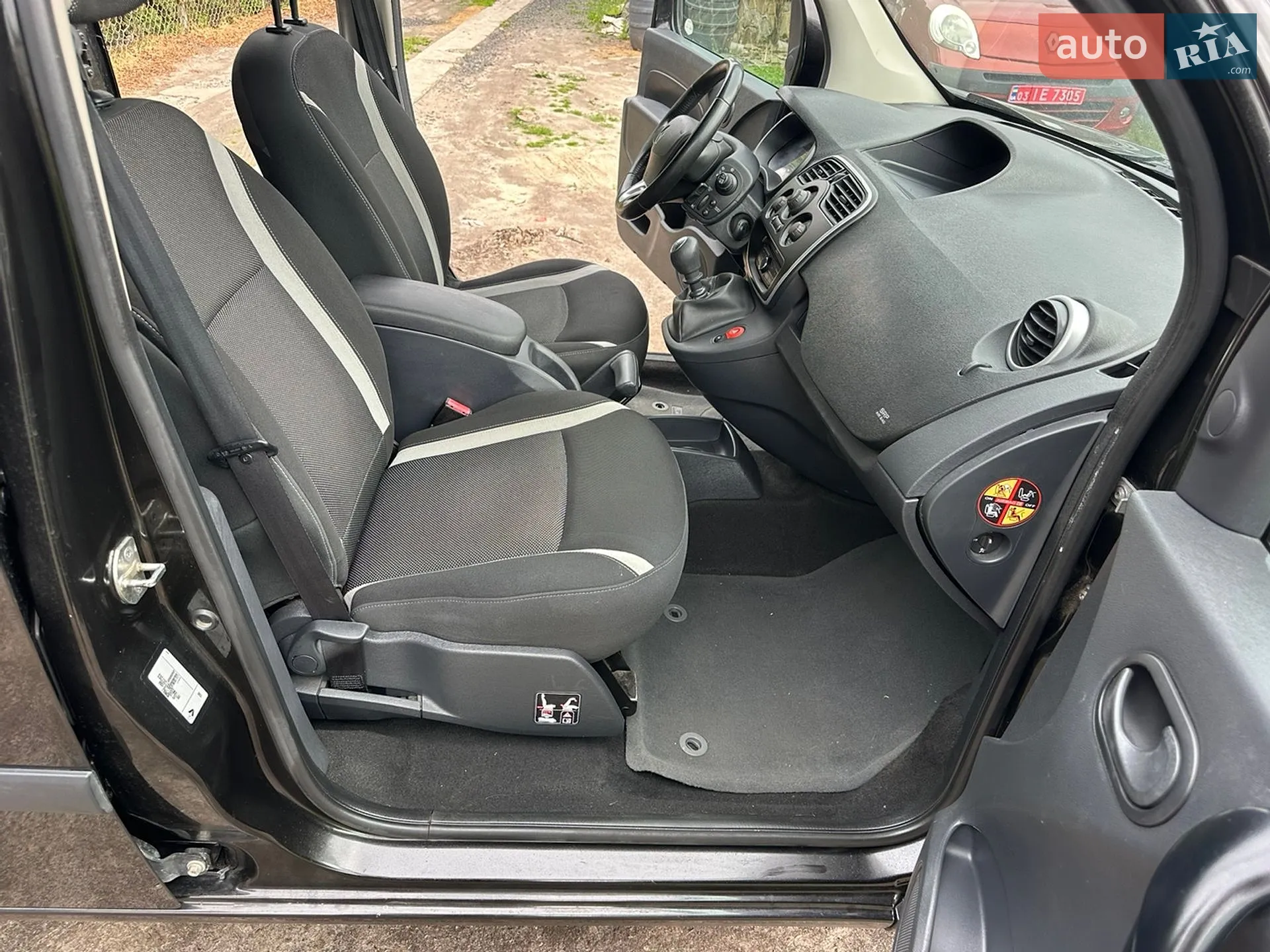 2012 Ford Focus - мініатюра 16