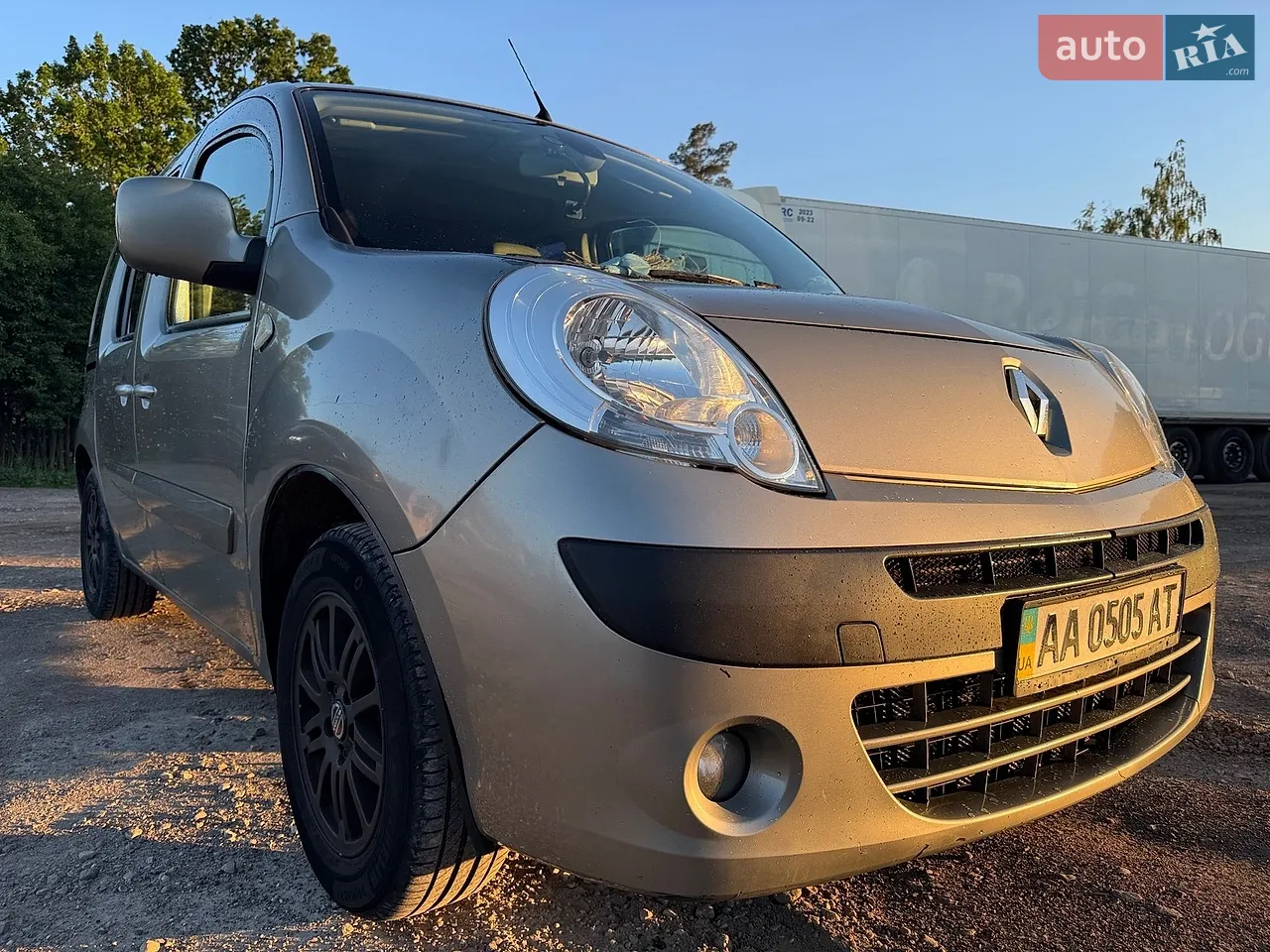 2010 Renault Kangoo - мініатюра 28