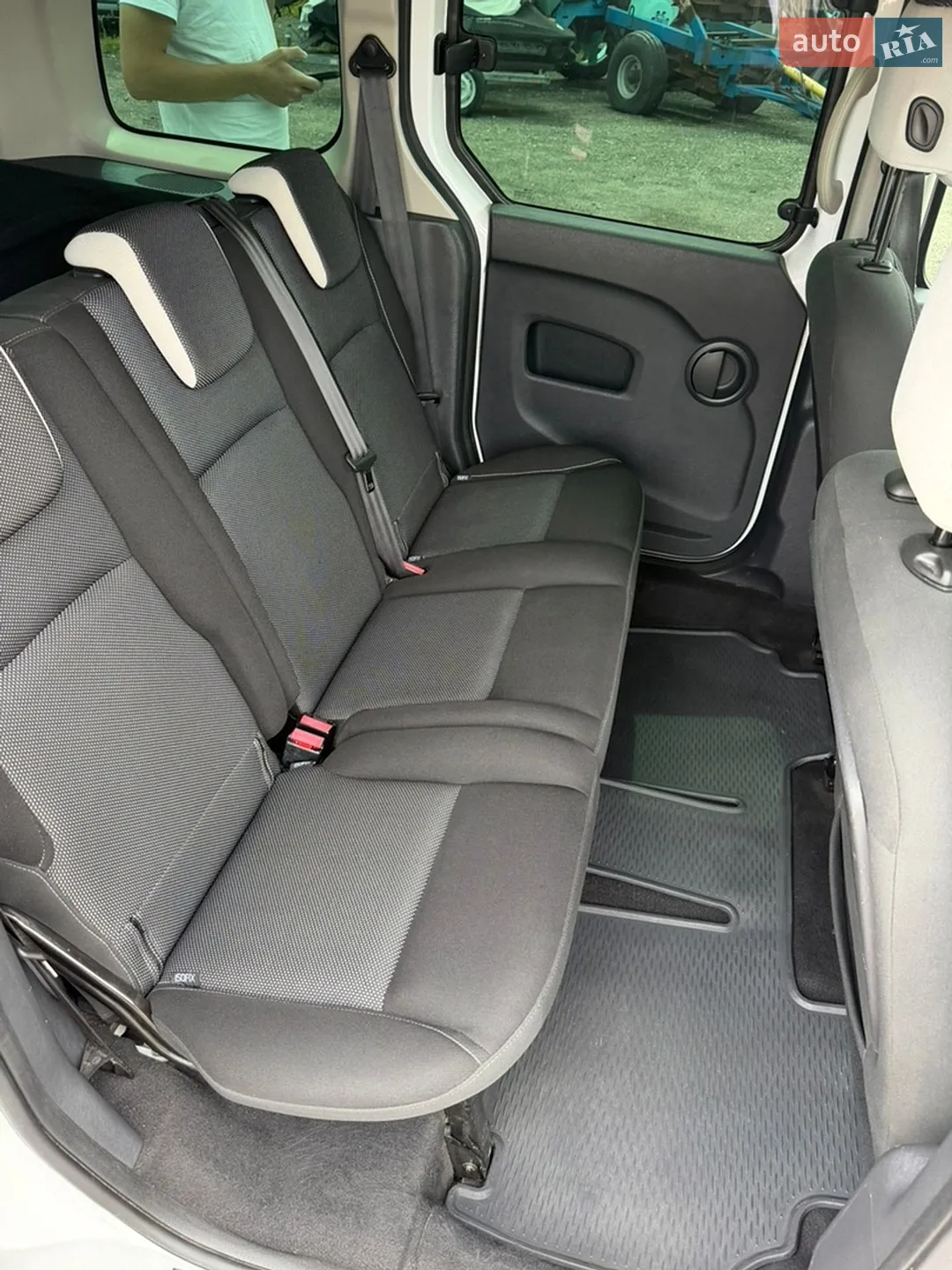 2013 Renault Kangoo - мініатюра 15