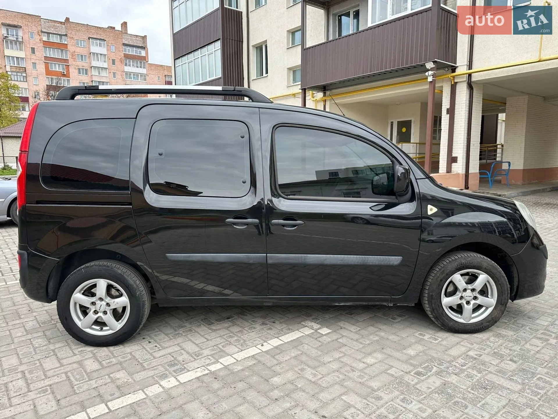 2010 Renault Kangoo - мініатюра 14