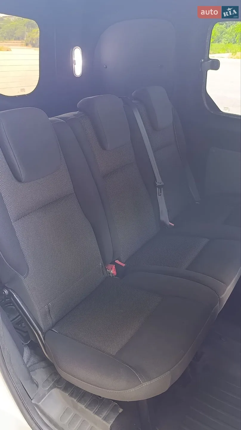 2013 Renault Kangoo - мініатюра 15