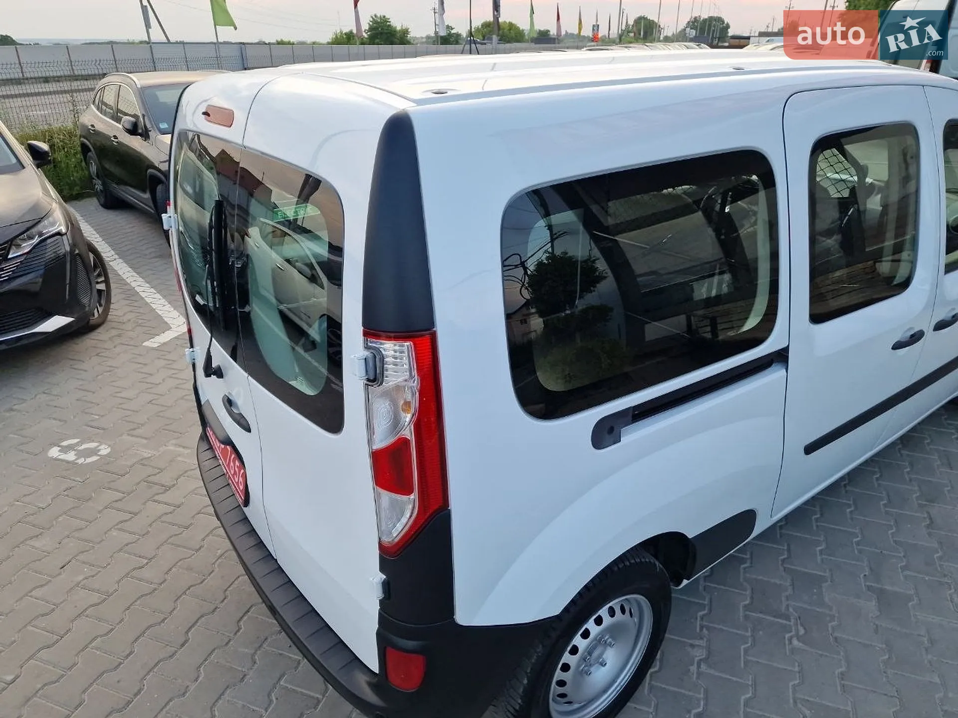 2021 Renault Kangoo - мініатюра 11