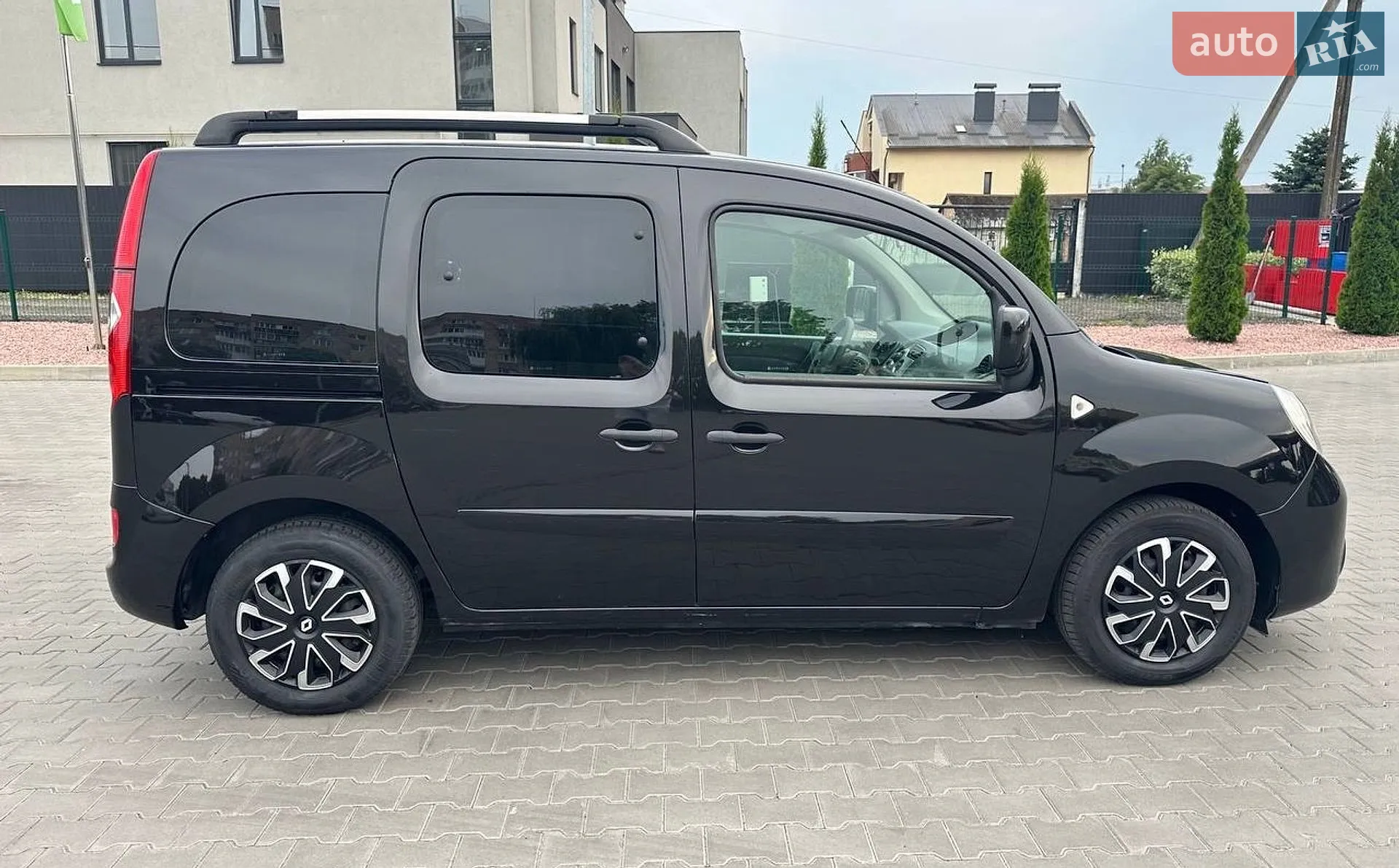2010 Renault Kangoo - мініатюра 24