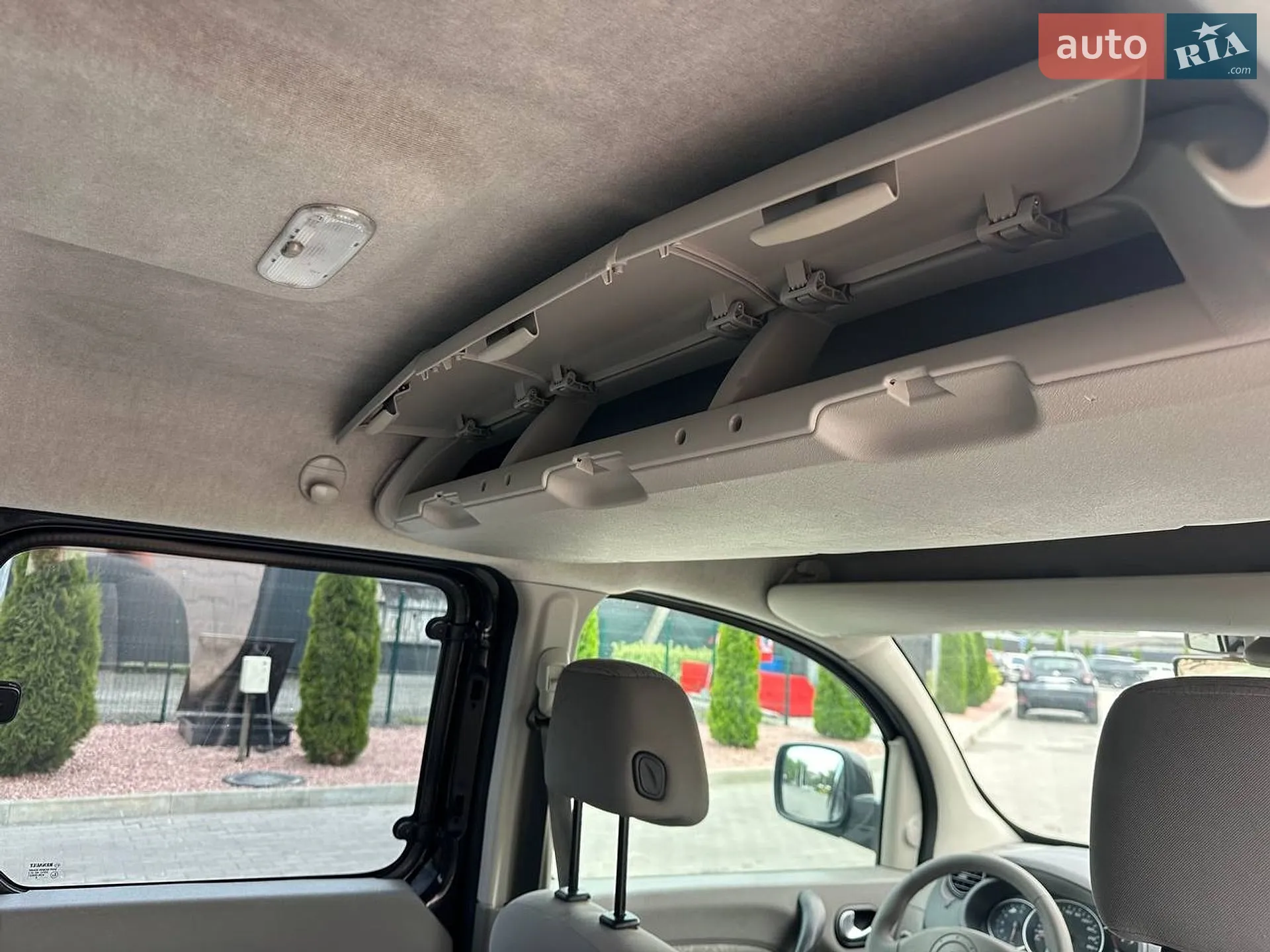 2010 Renault Kangoo - мініатюра 9